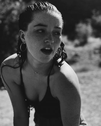 40 Hot Photos of Kaitlyn Dever That Are Damn Goddess - Music Raiser