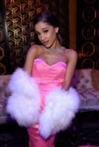 44 Hot Half-Nude Photos of Ariana Grande Ever To See - Music Raiser