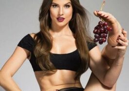 34 Hot Half-Nude Photos of Amanda Cerny Which Show Perfect Body of Her