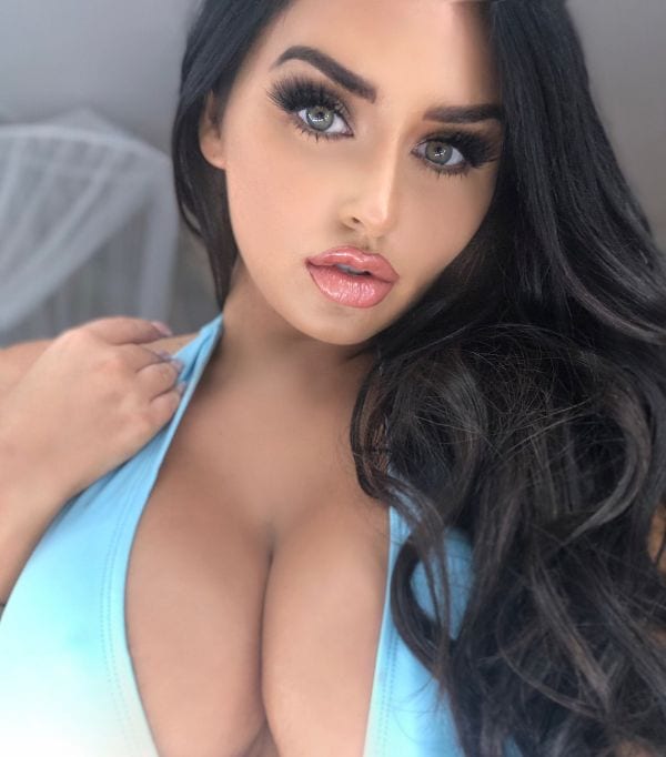 Super Hot Half-naked Photos of Abigail Ratchford-4