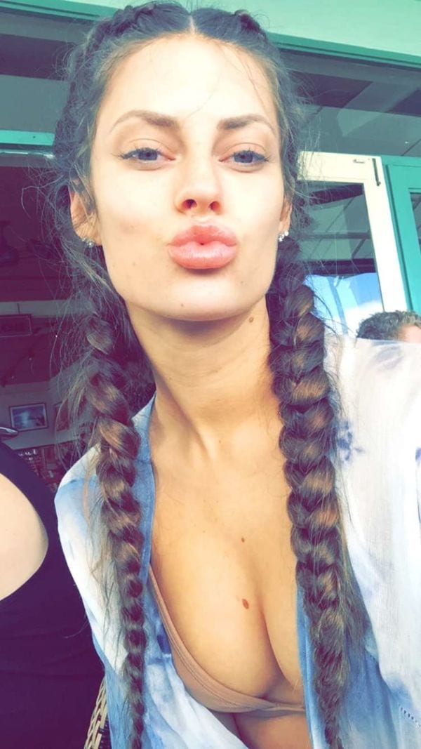 Exquisitely Sexy Hannah Stocking Photos Which Are Really Jaw-dropping-7