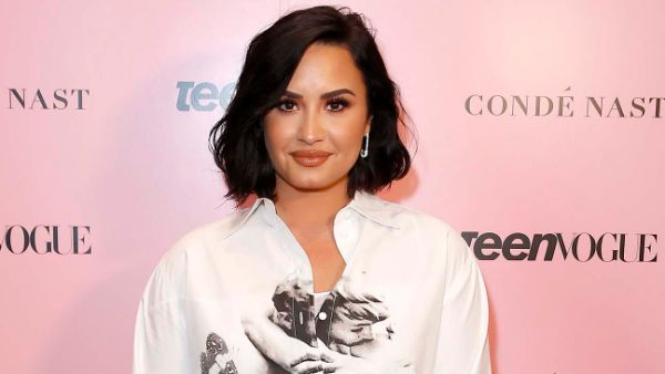 Demi Lovato Got A Virtual Photo Shoot In Corona-Time