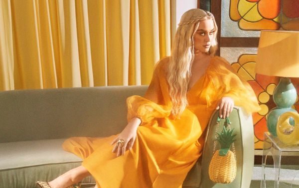 Katy Perry Is Staying home but Making It Pineapple