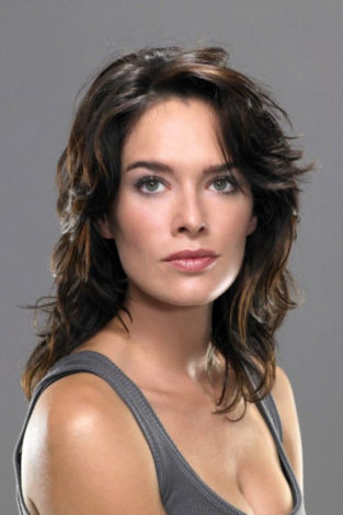 54 Hot Half-Nude Photos of Lena Headey Which Will Leave You Drooling
