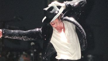 Top 10 Best Michael Jackson Dancing Songs