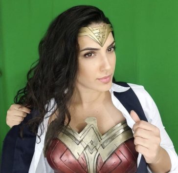 47 Hot Gal Gadot WONDER WOMAN Pictures That Will Make Your Day - Music