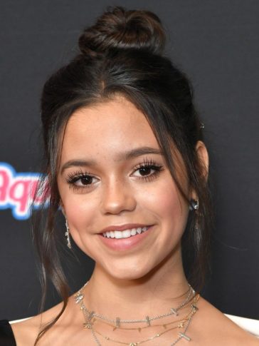 27 Sexy Photos of Jenna Ortega That Will Take Your Breath Away - Music