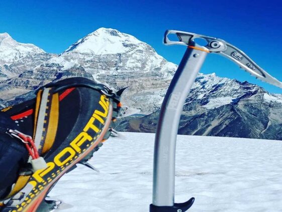 Essential Gear for Mountain Expeditions in Harsh Conditions