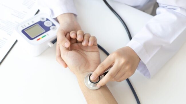 hypertension be monitored